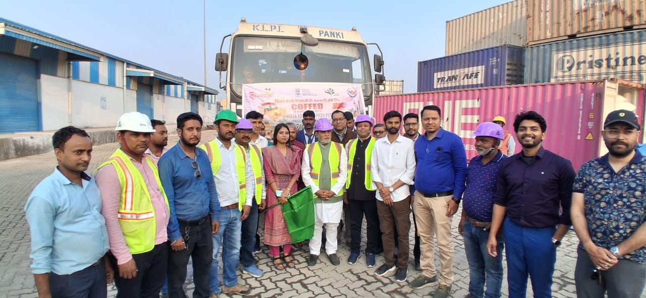 Ram Kripal Yadav. Senior officials from APEDA